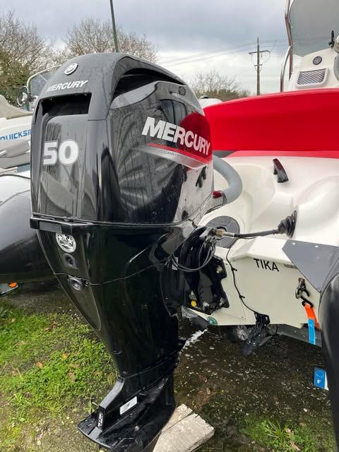 Semi-rigide Bombard Sunrider