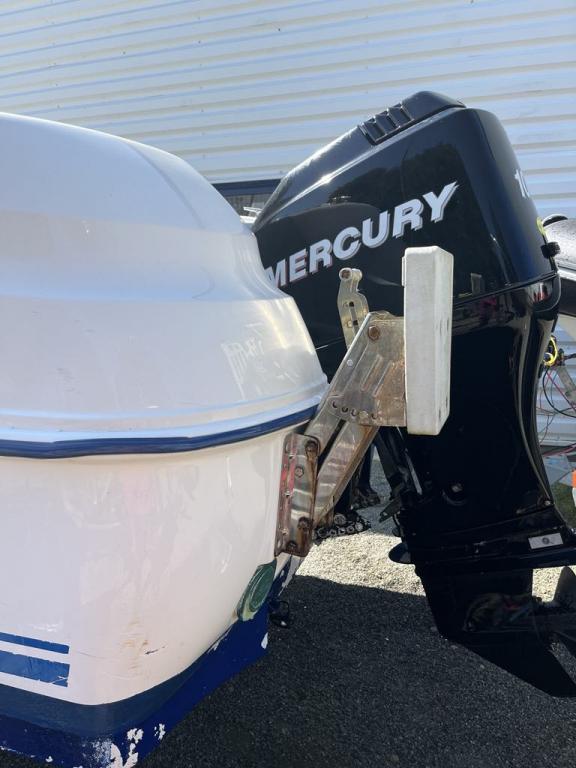 QUICKSILVER 580 PILOTEHOUSE