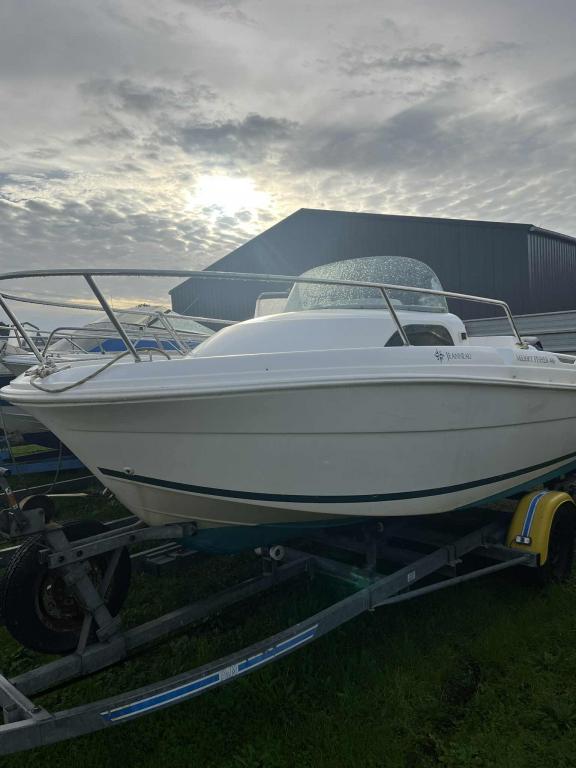 BATEAU MERY FISHER 480