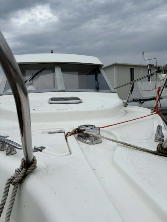 B2 Marine Cap Ferret 722T